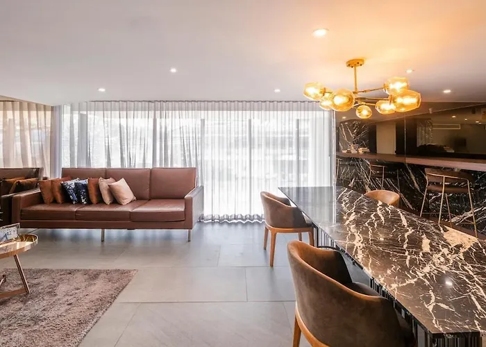 Luxurycondo S36 Sqmt40 1bed 1living Netflixgympool 公寓 *