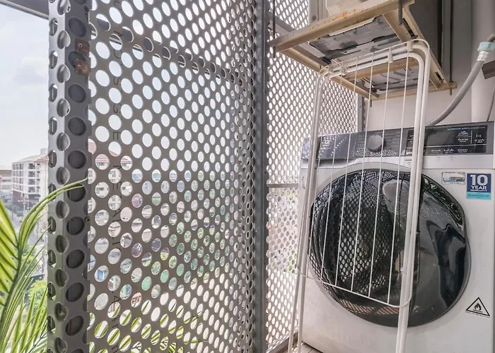 公寓 Luxurycondo S36 Sqmt40 1bed 1living Netflixgympool 曼谷
