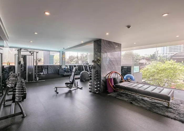 Luxurycondo S36 Sqmt40 1bed 1living Netflixgympool 曼谷