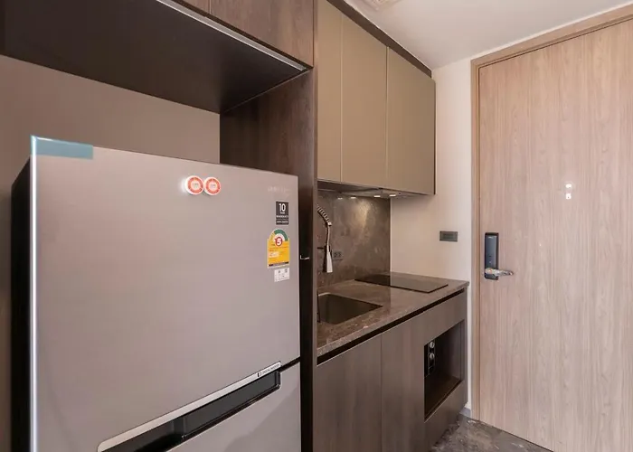 Luxurycondo S36 Sqmt40 1bed 1living Netflixgympool 公寓 *