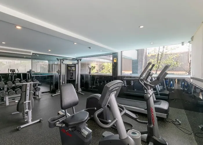Luxurycondo S36 Sqmt40 1bed 1living Netflixgympool 公寓 *