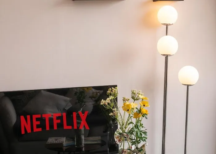 Luxurycondo S36 Sqmt40 1bed 1living Netflixgympool * 曼谷